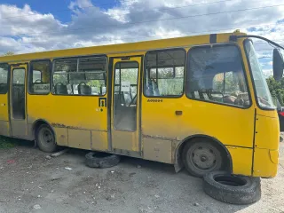 Автобус А 09204 2011 года выпуска, тип транспортного средства - автобус прочее, марка модель А 09204, VIN Y7BA09204ВВ000599, категория ТС D\М3, кузов Y7BA09204ВВ000599, цвет желтый. Ознакомление с имуществом по согласованию с организатором торгов: телефон +79122494793, e-mail allphard@mail.ru