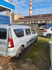 Lada Largus KS0Y5L, 2014 г.в., VIN: XTAKS0Y5LE0823868, гос. номер У697ЕО750, мощность двигателя 104 л.с. (77 кВт), объем 1598 см³, цвет: серый светлый, ПТС: 63НУ514419, СТС: 50 21 № 717419. Трещина на переднем бампере, коррозия на заднем правом крыле, царапина на переднем правом крыле, трещина на…
