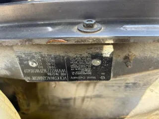 ВАЗ 21102 2003 года, государственный регистрационный знак Р116ХМ/12 RUS, VIN XTA21102030560667. Volkswagen Jetta 1985 года, государственный регистрационный знак А770СО/12, VIN WVWZZZ16ZFW585659. Единый лот в количестве 2 автомобилей. Полное описание в извещении от 04.01.2026 г.