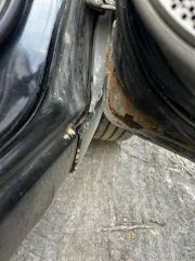 Автомобиль   HONDA CIVIC  Год выпуска – 2008  VIN номер: NLAFD75308W073842. Ржавчина на порогах и на двери,  сломан бензобак, проржавела. Нет крышки об бензобака. Гремит ходовая часть.