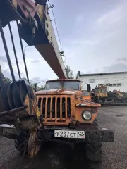 Урал 5557RC3574 1993 Урал 5557RC3574, 1993 года транспортное средство, автомобиль марки – Урал модель Урал5557RC3574, год выпуска-1993, VIN:XIP555700P0045028, цвет- оранжевый, гос. Номер У237СТ 42