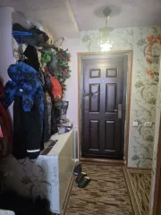 Квартира 67,8 кв.м и земельный участок 838 кв.м, Воронежская область. Помещение жилое 67.8 кв.м и земельный участок 838 +/- 10 кв.м. Находятся в долевой собственности, размер доли: 1/3. Ознакомление с имуществом производится по адресу: 396201, Россия, Воронежская обл, село Дмитриевка, Панинский…