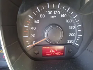 Kia Rio, 2014 года, 107 лс, 277430 км еще Транспортное средство КИА РИО VIN: Z94CB41AAFR247285, 2014 г.в., госномер: О377АК750, цвет: СЕРЫЙ ТЕМНЫЙ, пробег 277430 км. Техническое состояние: частично неисправно, все основные агрегаты на месте, машина заводится, но при работе двигателя слышен стук, в…
