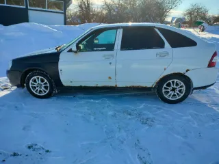 ВАЗ 21723, 2010, легковой автомобиль, белый, VIN: XTA217230A0123176, ПТС: 50 РР 675261, мощность двигателя 98 л.с. (72 кВт), рабочий объем 1596 куб. см, шасси (рама) отсутствует, кузов № XTA217230A0123176, вид собственности: индивидуальная.