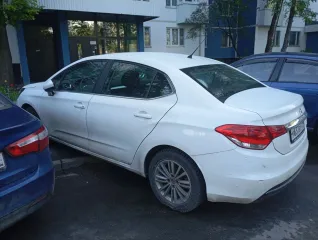 Citroen C4 2017, автомобиль марки CITROEN модель C4 2017 года выпуска, VIN-номер Z8TNDNFPAHM034201, является предметом залога у ПАО "Совкомбанк". С имуществом, порядком, сроками и условиями его реализации можно ознакомиться путем направления запроса на электронный адрес 88333@bk.ru. Местонахождение…