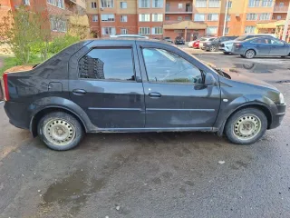RENAULT SR, 2011. Легковой автомобиль марки RENAULT SR, год изготовления: 2011, цвет: ЧЕРНЫЙ, VIN: X7LLSRB1HBH357572. С имуществом можно ознакомиться по адресу: г. Дмитров, мкр. им. Владимира Махалина по предварительной записи у организатора торгов (arbitrfm@yandex.ru, +7 916 604 96 21)
