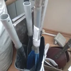 Годные остатки. Надувные лодки, сиденья лодочные, весла, насос. Всего 24 позиции. Более подробное описание представлено в извещении: Документы лота/ вкладка Иное/ Извещение. Товар, бывший в употреблении. Сведения о комплектности и работоспособности отсутствуют. Имущество продается в имеющемся…