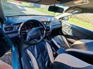 Kia Rio, 2012 года, 107 лс, 272399 км, VIN: Z94CB41AADR071610, цвет: светло-зеленый