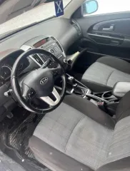 Kia Ceed, 2011 года, 109 лс, 247267 км. Легковой автомобиль, марка: KIA, модель: CEED, год изготовления: 2011, цвет: СЕРЕБРИСТЫЙ, VIN: XWEHC511AC0002557.