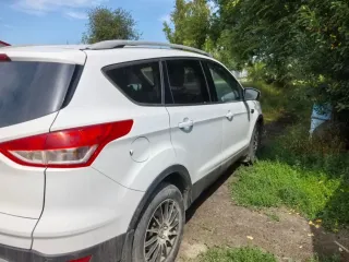 Ford Kuga 2014, VIN Z6FAXXESMAEY12648, находится по адресу: Алтайский край, г. Барнаул, пр. Комсомольский 122В корпус 3. Для согласования ознакомления обращайтесь на электронную почту n_udovichenko90@mail.ru или по телефону 89635277217.