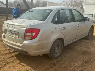 Автомобиль Lada Granta 219040 (легковой седан), 2022 года выпуска, цвет - серый, идентификационный номер (VIN) XTA219040N0832560, государственный номер Е626МС08, номер кузова XTA219040N0832560, номер двигателя 111826983811, рабочий объем двигателя - 1596 куб. см, мощность двигателя – 89,7 кВт/66…
