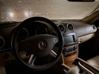Mercedes-Benz CL-Класс 2007, 388 лс, 498253 км, АКПП, полный привод. Легковой автомобиль, марка: МЕРСЕДЕС, модель: GL450, год изготовления: 2007, цвет: черный, VIN: 4JGBF71E07A288337, ПТС: 78 УА 181901, г/н: М397КА102, тип двигателя: бензиновый. Автомобиль битый, стит без движения более 7 лет…