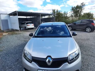 Renault Logan 2014 Автомобиль марки RENAULT модель Logan 2014 года выпуска VIN X7L4SRAV451886234 Находится в залоге ПАО "Совкомбанк" С имуществом можно ознакомиться по предварительной записи у организатора торгов в рабочие дни по тел +7-909-332-68-24 с одновременным направлением запроса об…