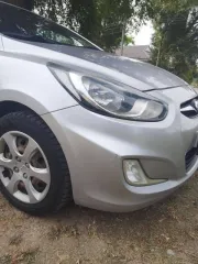 Hyundai Solaris 2013 года, 123 лс, 178020 км, легковой комби (хэтчбек), марка: Хендэ, модель: Солярис, год изготовления: 2013 г.в., цвет: серебристый, VIN: Z94CT51DBDR072521, ПТС: 39 РН 123049, г/н: К467КМ126