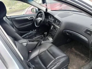 Volvo S60, 2007 года, 170 лс, АКПП. Легковой автомобиль: VOLVO S60, выпуска 2007 года, кузов (коляска) № YV1RS61497263460, цвет Серебристый, идентификационный номер (VIN) YV1RS61497263460, гос. рег. номер: Е978КА53.