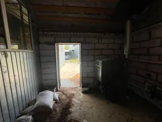 Нежилое помещение с кадастровым номером 36:14:0012001:116, общей площадью 54,5 кв.м. Местоположение Воронежская область, Лискинский район, г. Лиски, улица Коммунистическая, 21.