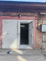 Нежилое помещение 19.9 кв.м. Красноярский край, г. Красноярск, просп. Мира, 102, стр. 1, пом. 1. Кадастровый номер: 24:50:0000000:169000. Назначение: нежилое. Расположено на 1 этаже. Кадастровый номер здания: 24:50:0300244:84. Ограничения и обременения не зарегистрированы.