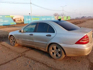 Легковой седан Mercedes-Benz C 180, 2001 г.в., государственный номер М421СВ82, цвет серебристый, VIN WDB2030351A183163, Свидетельство о регистрации ТС 99 47 №119875 от 14.03.2023г. Ознакомиться с имуществом можно по предварительной договоренности по эл. почте: au.garkavenko@gmail.com