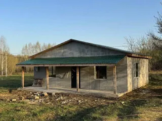 Дом 66,9м² и участок 838м², Новосибирская область, с. Плотниково. Дом 66,9 кв.м и земельный участок 838 кв.м. в Новосибирской области. Земельный участок (838 кв.м.) и жилой дом (66,9 кв.м), расположенные по адресу: Новосибирская область, Новосибирский муниципальный, сельское поселение Плотниковский…