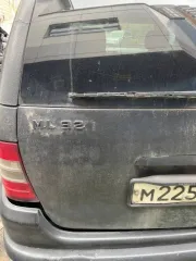 Mercedes-Benz ML320, 2000 Mercedes-Benz M-Класс, 2000 года, 218 лс, 354055 км, полный привод, АКПП, Легковой автомобиль, марка, модель: Mercedes-Benz ML320, VIN: 4JGAB54E5YA185990, категория тс – В, 2000 г.в., кузов: 4JGAB54E5YA185990, цвет кузова – черный, мощность двигателя, л.с. (кВт) – 218…