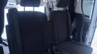 Toyota Voxy, 2015 года, 99 лс, 171000 км, АКПП. Неисправности: ошибка по датчику АБС (после замены ступицы); в январе 2026 перестала включаться магнитола (в морозы, подсветка рамки загорается, но магнитола не запускается); по кузову имеются сколы еще с Японии; крышка багажника перекрашена в 2024…
