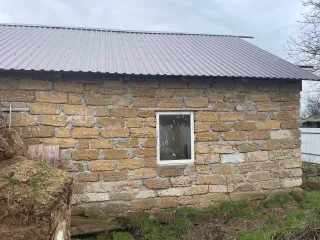 Жилой дом 79,5 кв.м, участок 2500 кв.м, с. Привольное, Республика Крым. Жилой дом на земельном участке, долевая собственность 1/3 <p>Здание (Жилой дом), общая долевая собственность, доля в праве 1/3, площадь: 79.5 кв.м., кадастровый номер: 90:06:080301:913, местоположение: Российская Федерация…