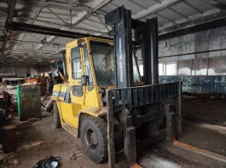 Погрузчик Doosan – Daewoo D70S-2, 2006 г.в., заводской номер GF-00359, госномер 7257 АА 38. Находится в Иркутской области, г. Усть-Илимск, территория промплощадки УИ ЛПК, здание 000000/1277.