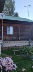 Здание, назначение: жилое, количество этажей: 2, в том числе подземных 1, общая площадь 69,4 кв. м., адрес: Костромская область, р-н. Нерехтский, г. Нерехта, ул. Ленина, д. 86. Кадастровый номер 44:13:140527:129, общая долевая собственность 1/2. Земельный участок, категория земель: Земли населённых…