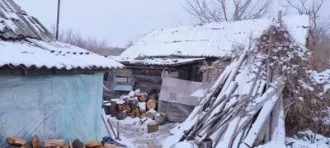 Здание жилое в собственности, (31.9 кв.м.). Расположенное по адресу: Ростовская обл., Усть-Донецкий р-н, х. Бородино, ул. Балочная, д. 16 и 
Земельный участок (для ведения личного подсобного хозяйства) в собственности,(3000 кв.м.);  Расположенный по адресу: Ростовская обл., Усть-Донецкий р-н, х…