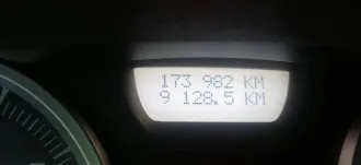 Renault Megane II 2008 года, цвет темно-серый. VIN: VF1LM0C0H40394495. Мощность двигателя 83.1 кВт (113 л.с.). Госномер Н713НВ69, зарегистрирован 30.09.2022.