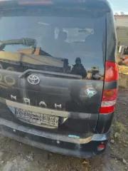 Годные остатки автомобиля Toyota Noah, № кузова (FRAME NO) 0079737, (вторичный № кузова AZR65-3000712), 2004г.в., двигатель 1AZ-FSE4766865, (вторичный двигатель AZ-4949751), черного цвета, без г/н. является вещественным доказательством по уголовному делу(подделка VIN) Документы на автомобиль…