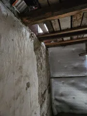 Жилое помещение 97,2 кв.м, земельный участок 359 кв.м, Кабардино-Балкарская Республика. Помещение расположено по адресу: Кабардино-Балкарская Республика, г. Нальчик, ул. Комарова, д. 31, общей площадью 97,2 кв.м, этаж 1, на земельном участке общей площадью 355 кв.м. Кадастровый номер…