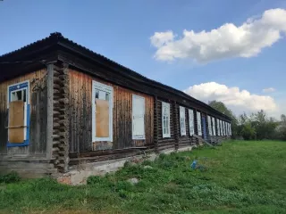 Нежилое здание Нежилое здание, назначение: нежилое, 1 – этажный, общая площадь 864 кв.м., кадастровый № 12:12:4701029:84;Котельная, назначение: нежилое, 1 – этажный, общая площадь 56,1 кв.м., кадастровый № 12:12:4701029:357; Административное здание, назначение: нежилое, 1 – этажный, общая площадь…