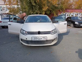 Volkswagen Polo 2012 года, VIN: XW8ZZZ61ZCG061858.