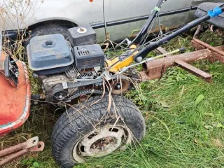 Мотоблок марки HUTER, модель двигателя W170F, номер двигателя 210623.