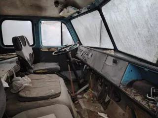 Автомобиль КАМАЗ 5410 VIN Отсутствует, г.в. 1990  Автомобиль ВАЗ 21124 VIN ХТА 21124080514861, г.в. 2007  Автомобиль МАЗ 5334 ТЗА 7 VIN Отсутствует, г.в. 1988  Автомобиль МАЗ 5551 VIN ХТМ555100Р0043052, г.в. 1995  Полуприцеп  ТЦ 25  96012 VIN ХЗW96012010000035, г.в. 2001