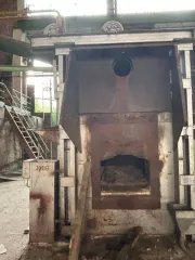 Газовая нагревательная печь 1986 года выпуска. Внешне не разукомплектована, возможно отсутствие деталей.