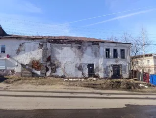 Нежилое помещение 802,3 кв.м, п. Ставрово, Владимирская область с кадастровым номером 33:12:010104:837, общей площадью 802,3 кв.м., расположенное по адресу: Владимирская область, муниципальный округ Собинский, п. Ставрово, ул. Ленина, д. 5 («Дом Акшеевых, XIX в.»), памятник градостроительства и…