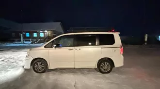 Транспортное средство Toyota Voxy, 2012 г.в., г/н А598МТ14, цвет - белый перламутр. Местонахождение: РС(Я), Чурапчинский район.  Собственник Пермяков А.А. Транспортное средство Toyota Voxy, 2012 г.в., г/н А598МТ14, цвет - белый перламутр. Местонахождение: РС(Я), Чурапчинский район.  Собственник…