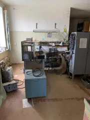 ТМЦ (офисная техника, оргтехника) в количестве 73 инвентарных единиц, подробный перечень которых содержится в разделе дополнительной информации на ЭТП, а также в сообщении о проведении торгов на ЕФРСБ № 18281125 во вложении. Получить дополнительную информацию об имуществе, торгах возможно через…