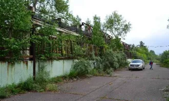 Недвижимое имущество: (1) Сооружение, 24:12:0380107:501, Нежилое (сооружение), склад временного содержания, Красноярский край, Енисейский район, с. Верхнепашино, ул. Советская, 1В/8, 641 кв. м; (2) Здание, 24:12:0380107:512, Нежилое, 663148, Россия, Красноярский край, Енисейский район, с…