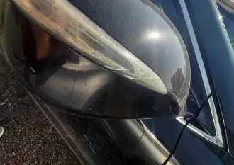 Hyundai Santa Fe 2012 года. Состояние удовлетворительное, на ходу, имеются технические неисправности (ошибки), мелкие вмятины, потертости, царапипины. VIN: KMHST81XBDU094738.