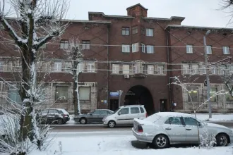 Нежилое помещение 3007.4 кв. м, Калининградская область, город Калининград, улица Железнодорожная, дом 25-31. Назначение: Нежилое. Площадь: 3 007,4 кв. м. Кадастровый номер: 39:15:150517:483. Расположено на этажах № 1, № 2, № 3, № 4. Кадастровые номера иных объектов недвижимости, в пределах которых…