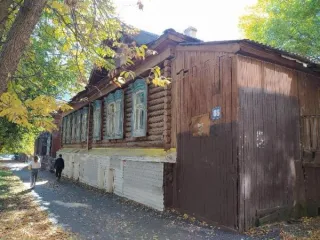 Нежилые помещения 124.8 кв.м, Республика Башкортостан. Цокольный этаж одноэтажного жилого здания, являющегося выявленным объектом культурного наследия «Дом Каврайских» на основании приказа Управления по государственной охране объектов культурного наследия Республики Башкортостан от 07.04.2017г. №…