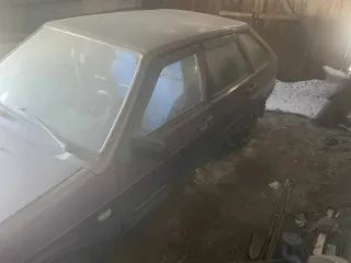 ВАЗ 21093, 1995 года выпуска. Легковой автомобиль ВАЗ 21093, 1995 года выпуска, VIN: XTA210930T1854497, государственный регистрационный знак: А208ЕН122, мощность двигателя: 70 л. с. Имущество является совместной собственностью с супругом. Нужен капитальный ремонт двигателя: пробита прокладка ГБЦ…