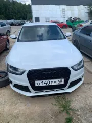 Audi A4 2014 года, 170 л.с., 221000 км, АКПП, белый цвет, VIN WAUZZZ8K5FA004603, двигатель CJE 084974, мощность 170 л.с. (125 кВт), рабочий объём 1798 куб. см, разрешённая максимальная масса 2020 кг, масса без нагрузки 1519 кг.