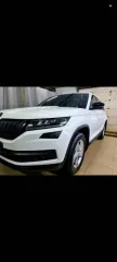 Skoda Kodiaq 2020 года выпуска, белый. VIN и номер кузова: XW8JC6NSXLH419928. Пробег 50006 км. СТС 9923541420, ЭПТС 164301008688421.