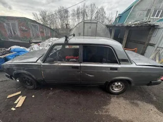 ВАЗ 2107, 2010 года, 72 лс, 21869 км. Легковой автомобиль, LADA, 210740, ХТА210740А2967120, год выпуска 2010, г/н Т682АО154, пороги гнилые, дно гнилое, двери побитые, двигатель требует капитального ремонта, ходовая часть требует ремонта, пробег не работает спидометр, замена патрубков всех…