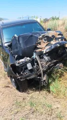 Автомобиль Toyota Land Cruiser 2004 года выпуска, годные остатки, регистрационный номер А130КМAВН, VIN: JTECJ01J902001696, в аварийном состоянии, ключи и документы отсутствуют.