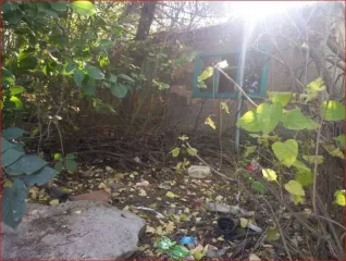 Доля дома и участка 25.6+500 кв.м в Саратовской области. 1/3 доля в праве на жилой дом, площадь 25.6 кв.м, кадастровый номер 64:03:120212:212, и 1/3 доля в праве на земельный участок, площадь 500 кв.м, кадастровый номер 64:03:120210:12. Категория земель: земли населенных пунктов. Вид разрешенного…